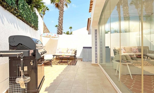 Sale - Detached Villa -
Orihuela Costa - Villamartin