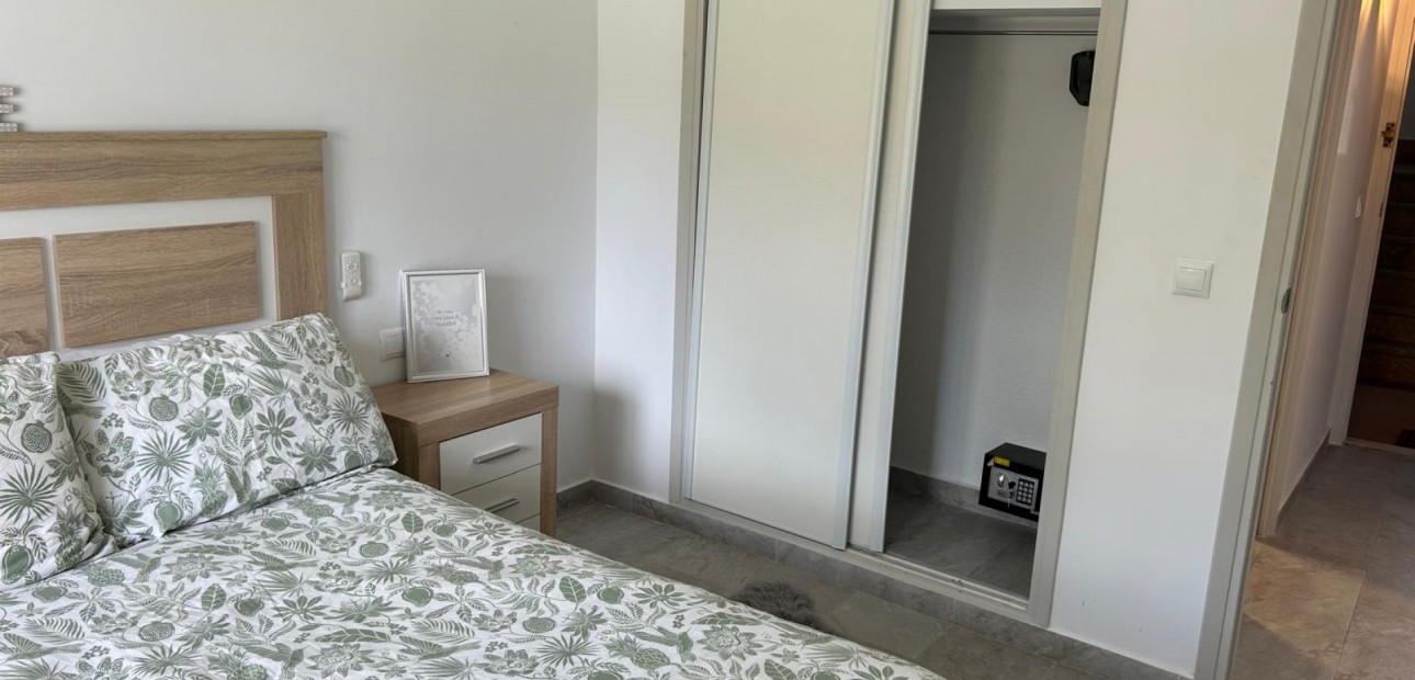 Sale - Apartment / flat -
Orihuela Costa - Cabo Roig