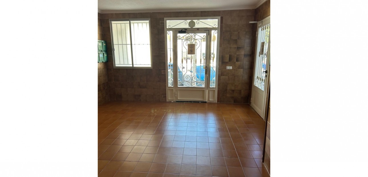 Sale - Apartment / flat -
Orihuela Costa - Cabo Roig