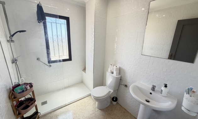 Sale - Detached Villa -
Orihuela Costa - Villamartin