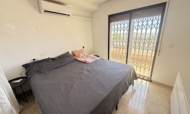 Sale - Detached Villa -
Orihuela Costa - Villamartin