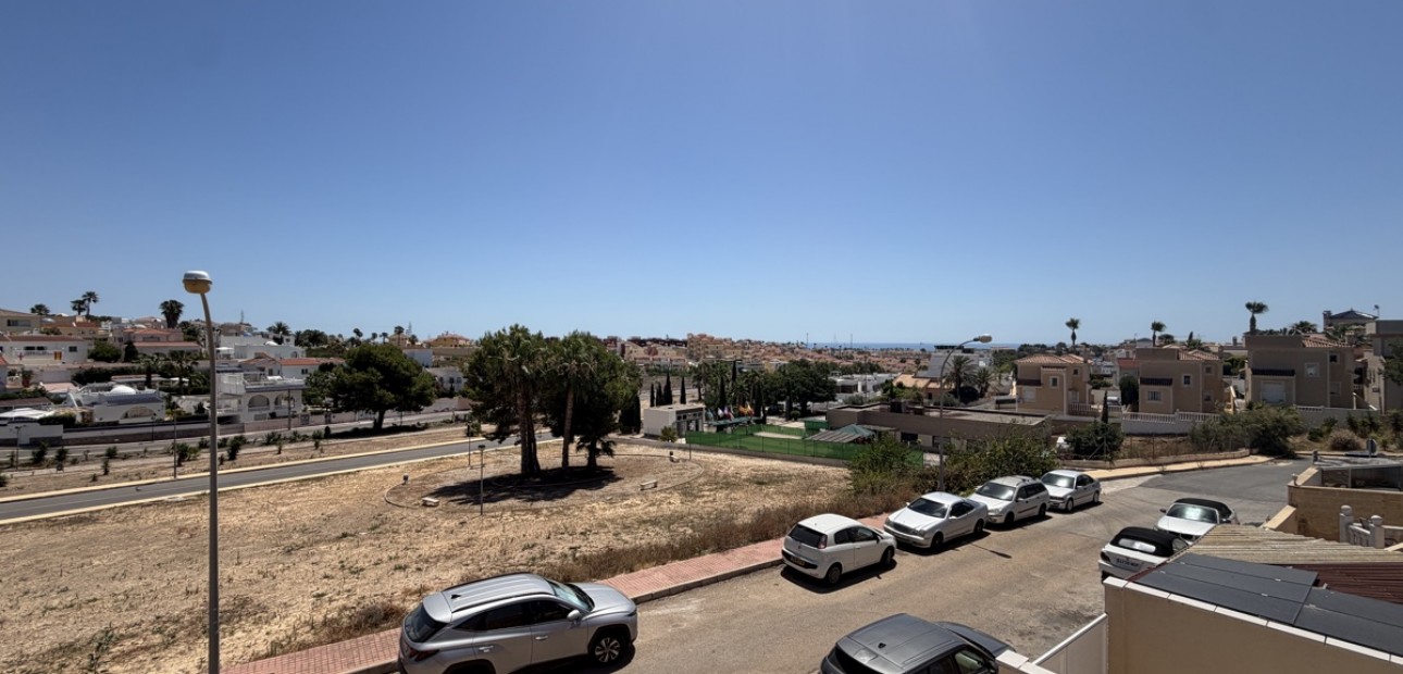 Sale - Detached Villa -
Orihuela Costa - Villamartin