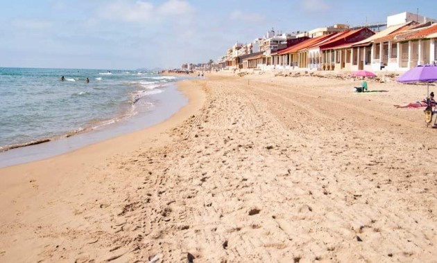 Sale - Apartment / flat -
Guardamar del Segura - Pueblo