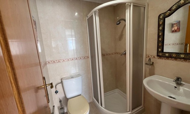Sale - Apartment / flat -
Torrevieja - Centro