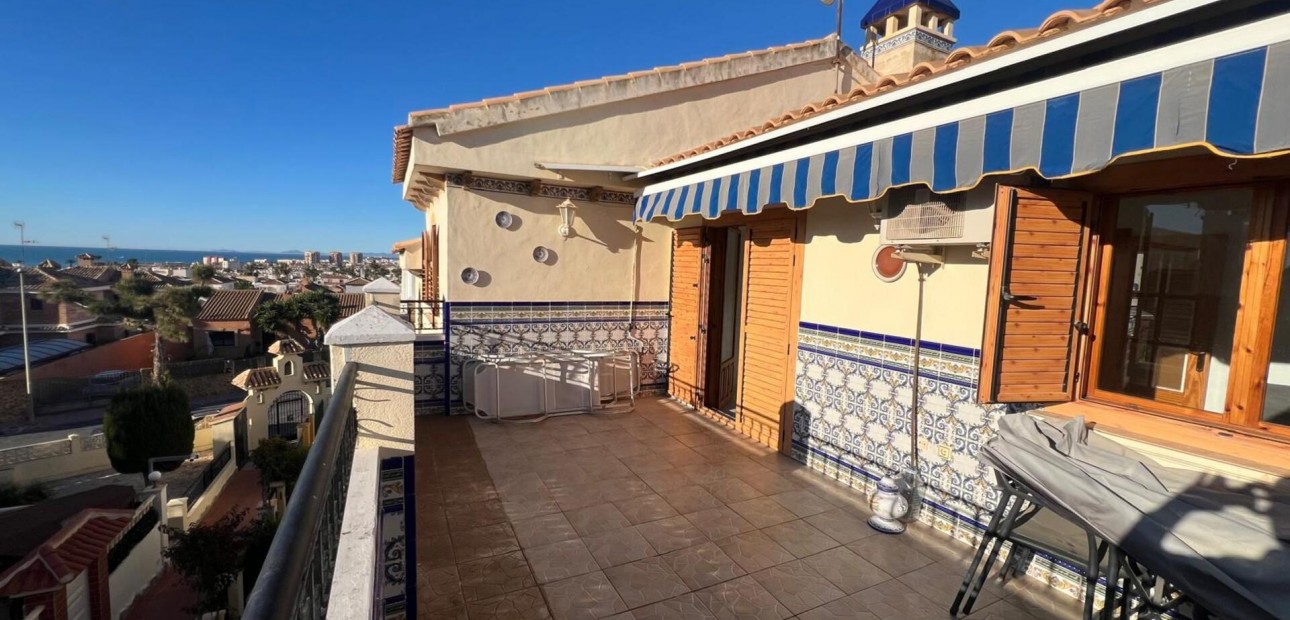 Sale - Apartment / flat -
Torrevieja - Sector 25