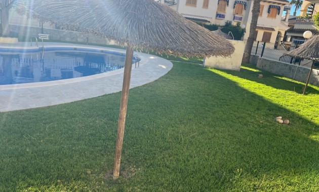 Sale - Apartment / flat -
Torrevieja - Sector 25