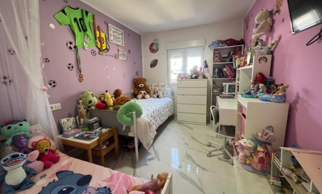 Sale - Bungalow -
Torrevieja - Carrefour