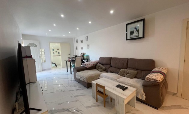 Sale - Bungalow -
Torrevieja - Carrefour