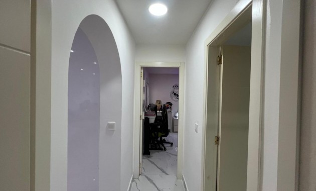 Sale - Bungalow -
Torrevieja - Carrefour
