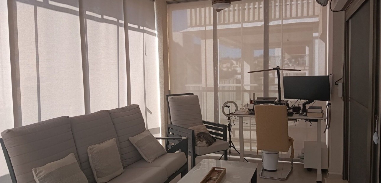 Sale - Apartment / flat -
Orihuela Costa - Los Dolses