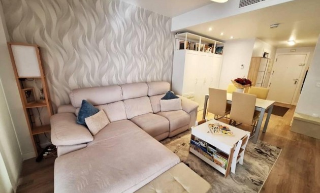 Sale - Apartment / flat -
Orihuela Costa - Los Dolses