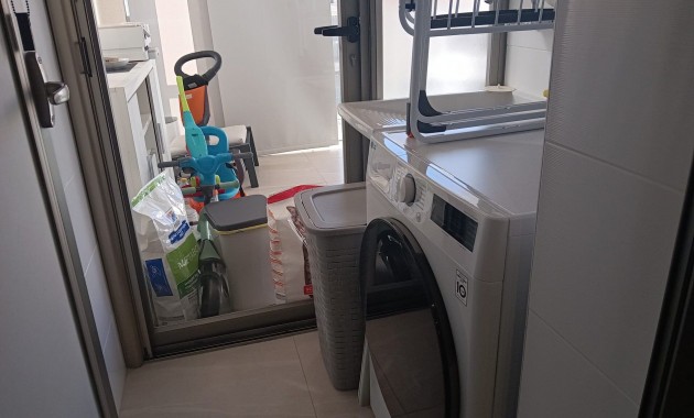 Sale - Apartment / flat -
Orihuela Costa - Los Dolses