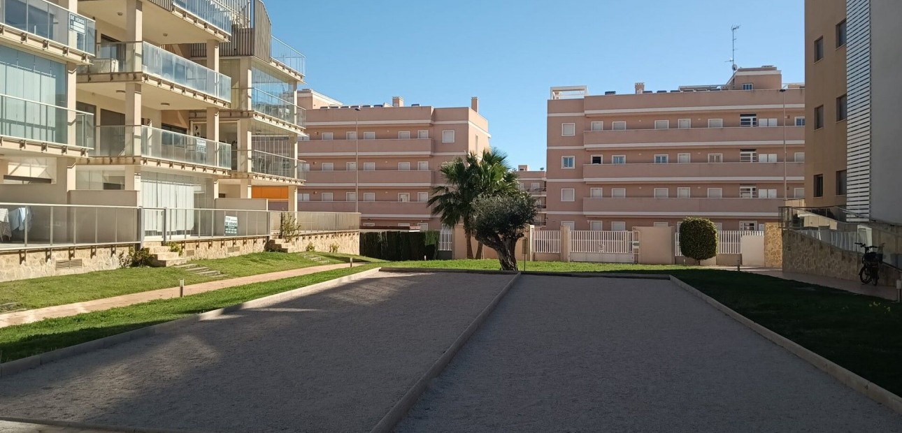 Sale - Apartment / flat -
Orihuela Costa - Los Dolses