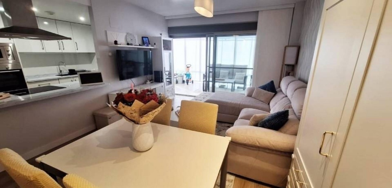 Sale - Apartment / flat -
Orihuela Costa - Los Dolses