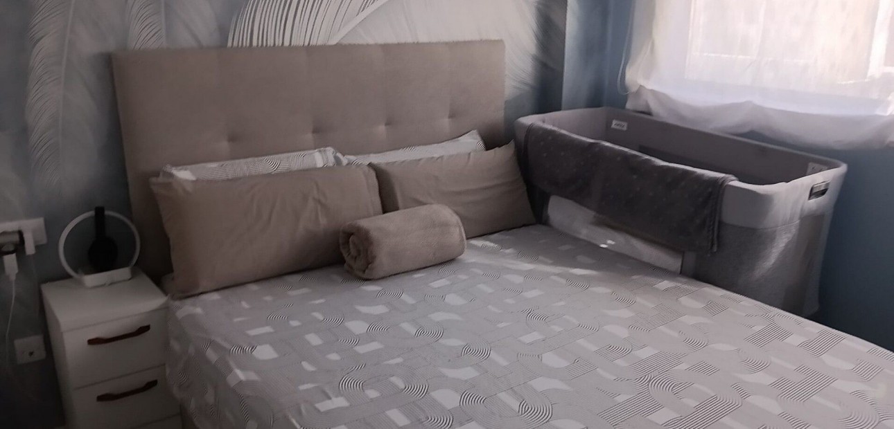 Sale - Apartment / flat -
Orihuela Costa - Los Dolses