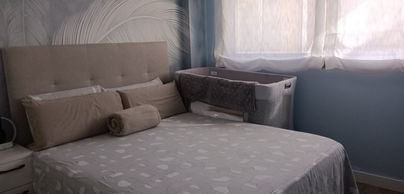 Sale - Apartment / flat -
Orihuela Costa - Los Dolses