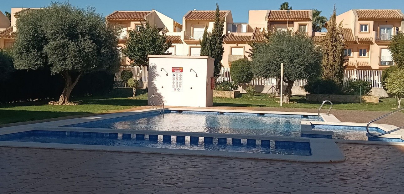 Sale - Apartment / flat -
Orihuela Costa - Los Dolses