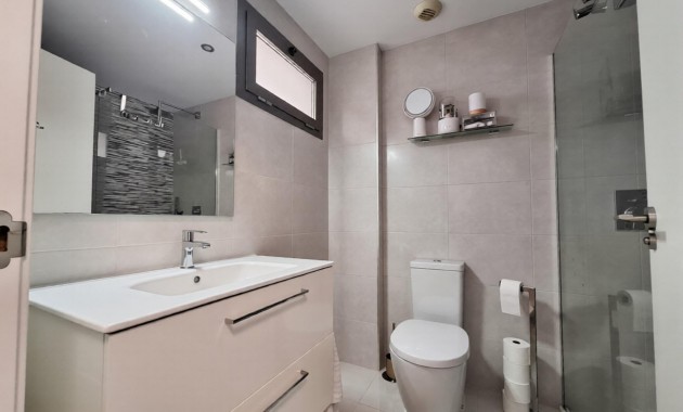 Sale - Apartment / flat -
Orihuela Costa - Los Dolses
