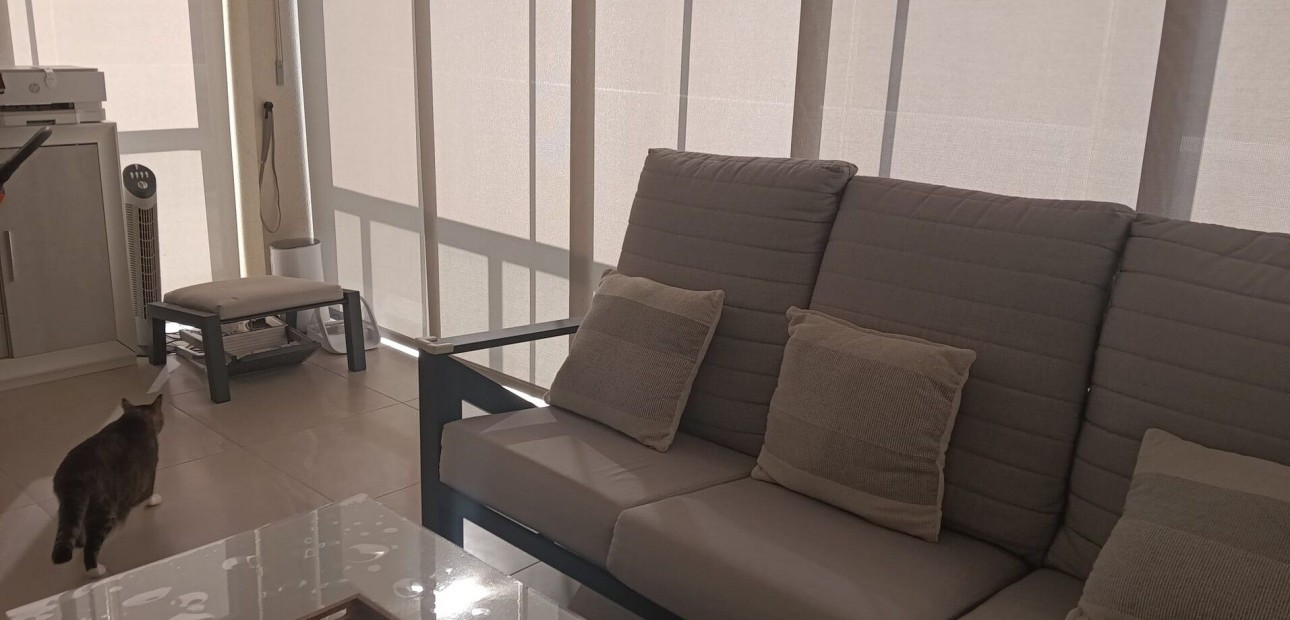 Sale - Apartment / flat -
Orihuela Costa - Los Dolses