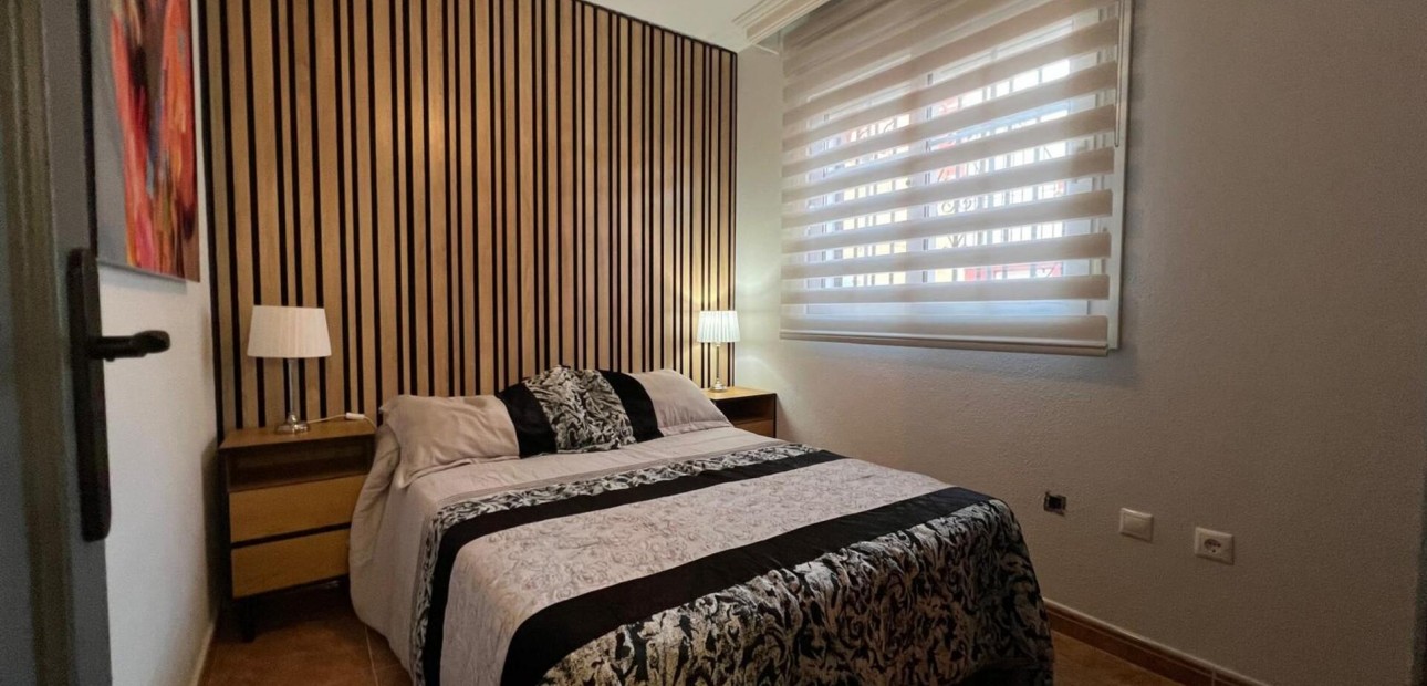 Sale - Villa -
Orihuela Costa - PAU 26