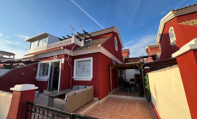 Sale - Villa -
Orihuela Costa - PAU 26