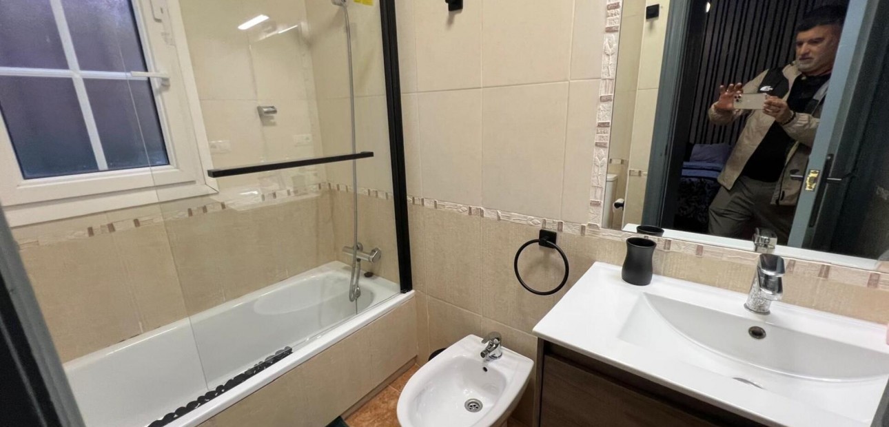 Sale - Villa -
Orihuela Costa - PAU 26