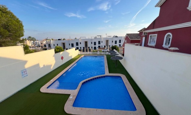 Sale - Villa -
Orihuela Costa - PAU 26