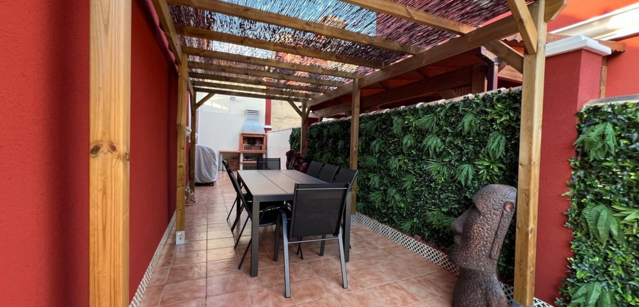 Sale - Villa -
Orihuela Costa - PAU 26