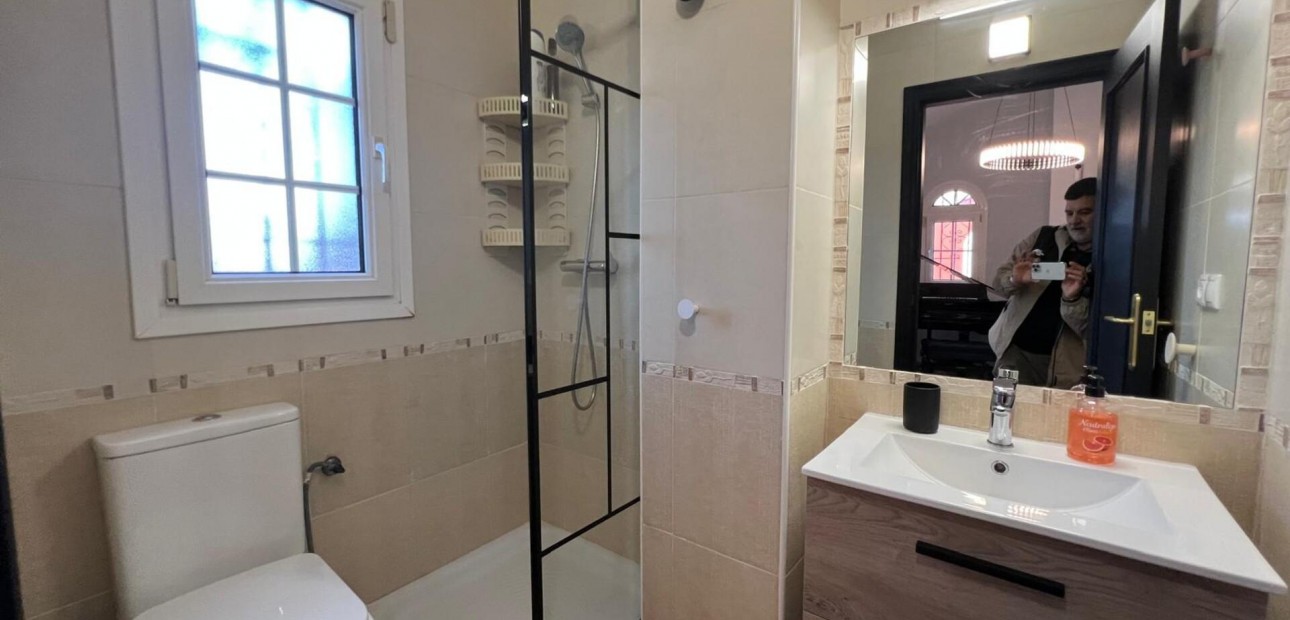 Sale - Villa -
Orihuela Costa - PAU 26
