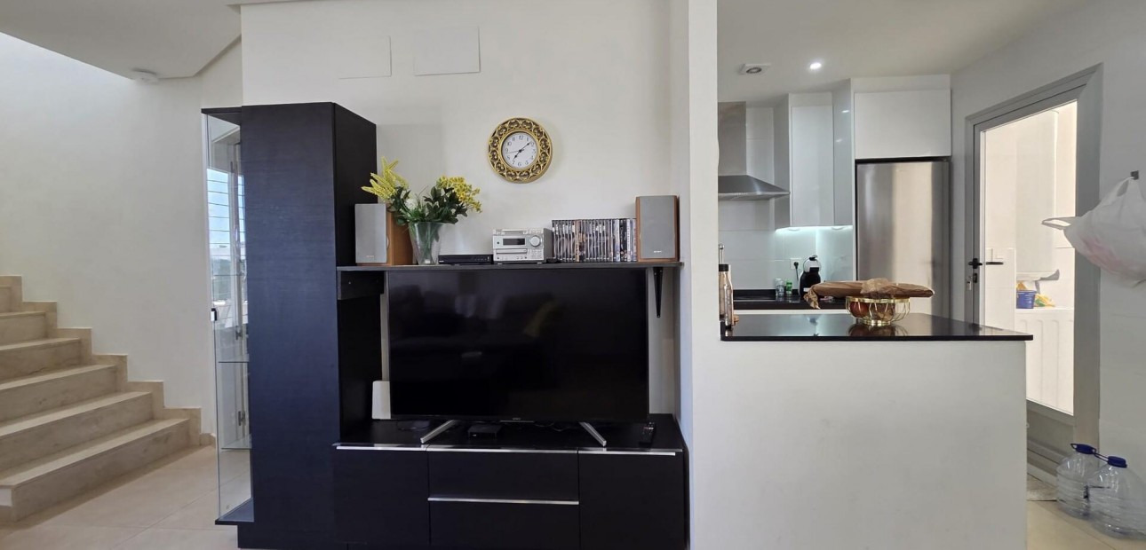 Sale - Terraced house -
Orihuela Costa - Montezenia