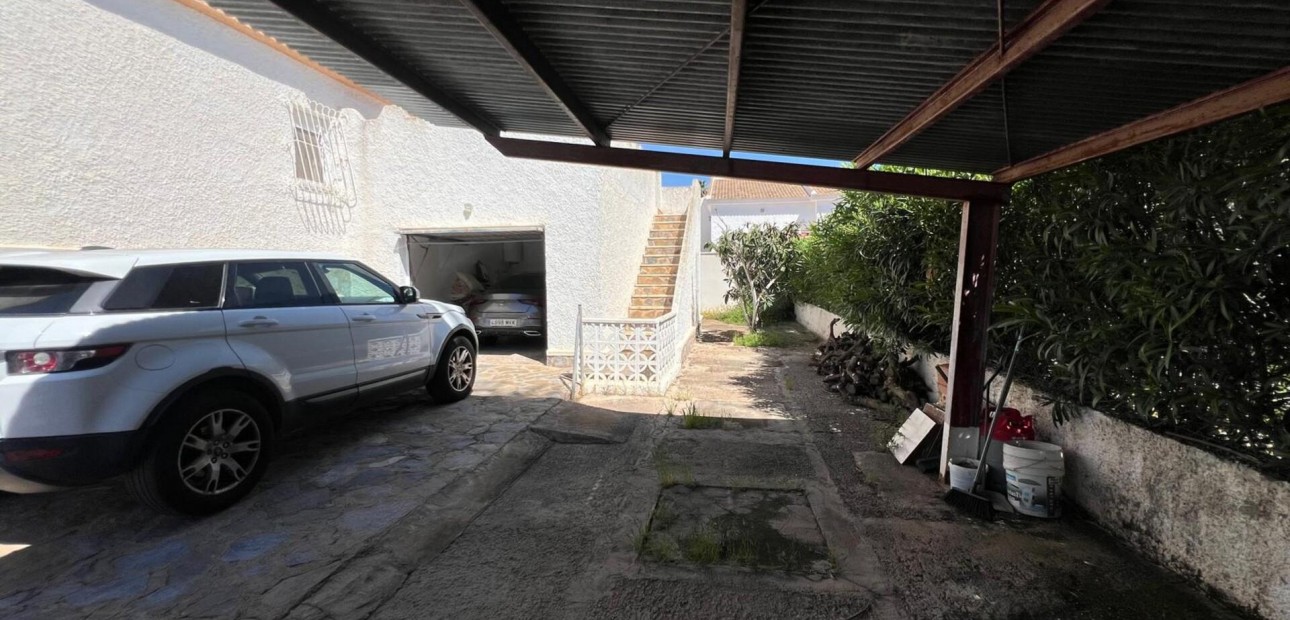 Sale - Villa -
Torrevieja - La Siesta - El Salado - Torreta