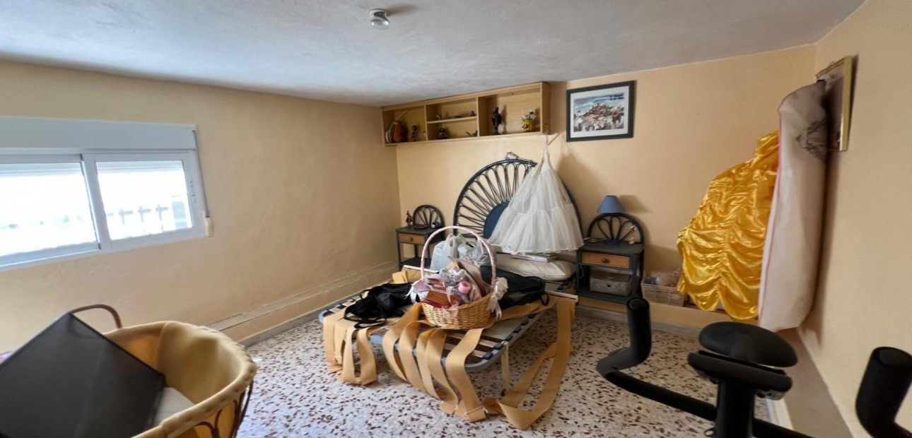 Sale - Villa -
Torrevieja - La Siesta - El Salado - Torreta