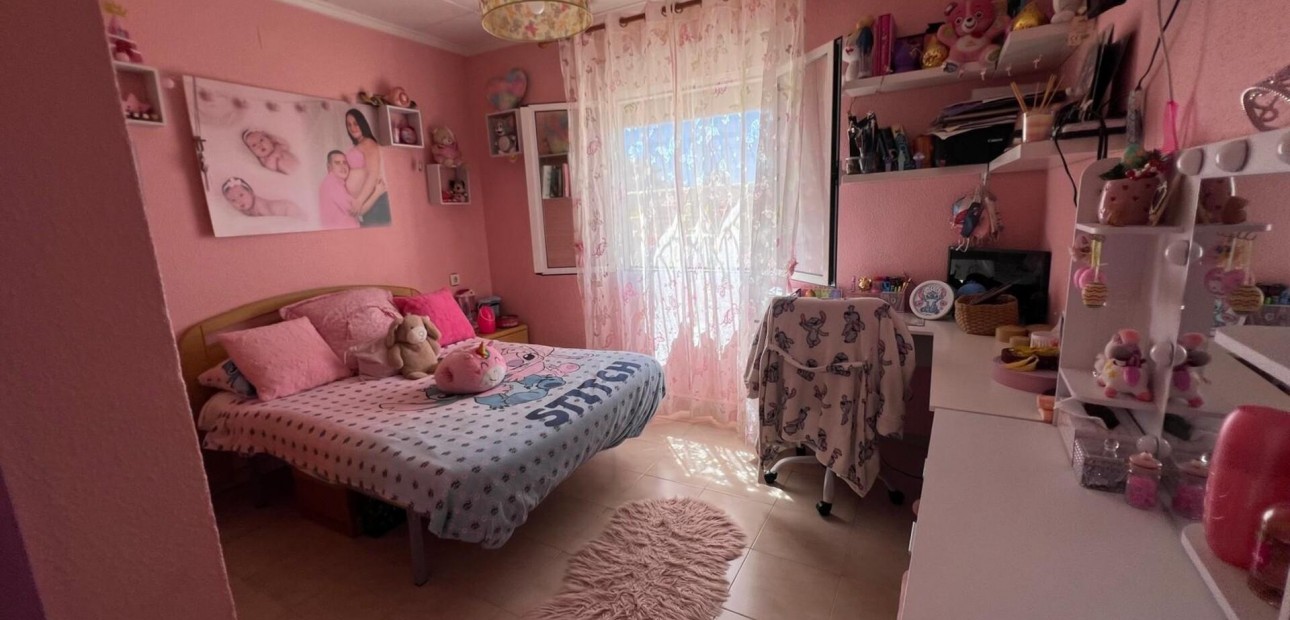 Sale - Villa -
Torrevieja - La Siesta - El Salado - Torreta