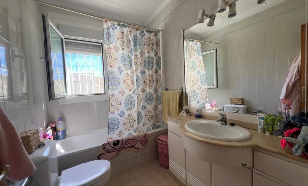 Sale - Villa -
Torrevieja - La Siesta - El Salado - Torreta