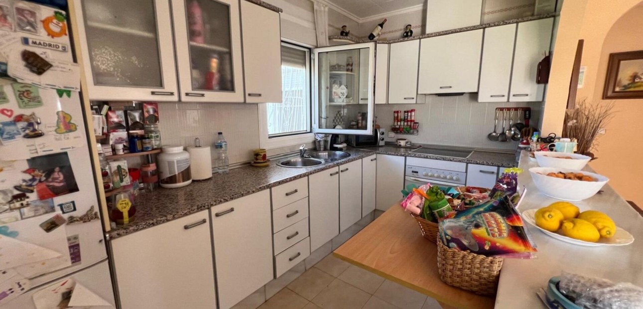 Sale - Villa -
Torrevieja - La Siesta - El Salado - Torreta
