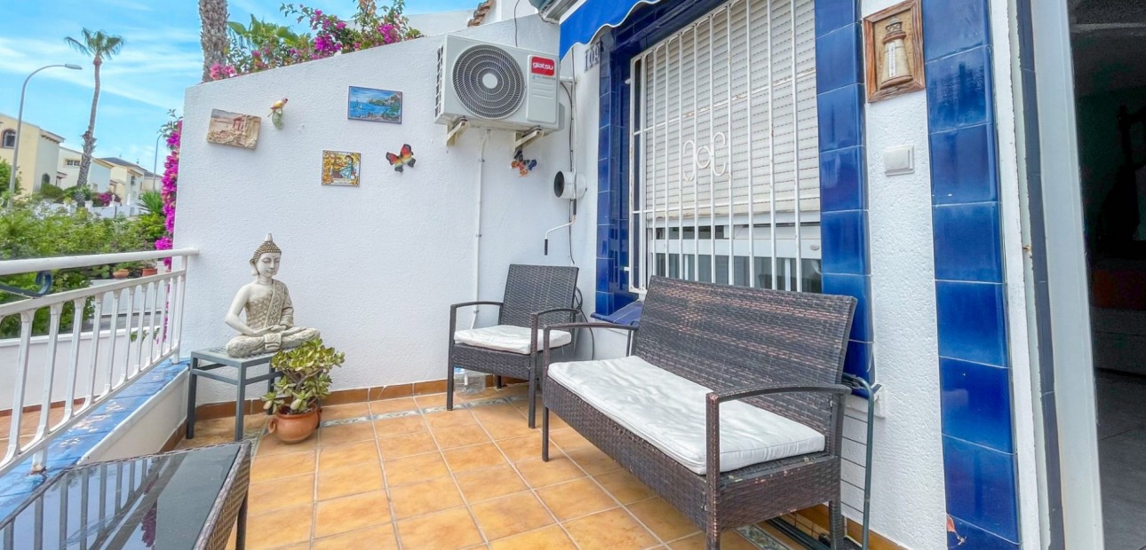 Sale - Townhouse -
Orihuela Costa - La Rioja