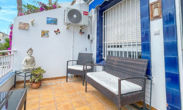 Sale - Townhouse -
Orihuela Costa - La Rioja