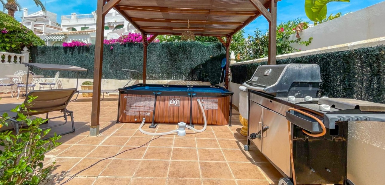 Sale - Townhouse -
Orihuela Costa - La Rioja