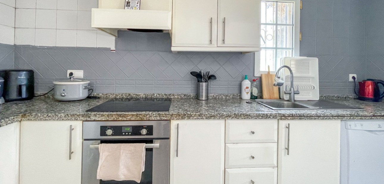 Sale - Townhouse -
Orihuela Costa - La Rioja