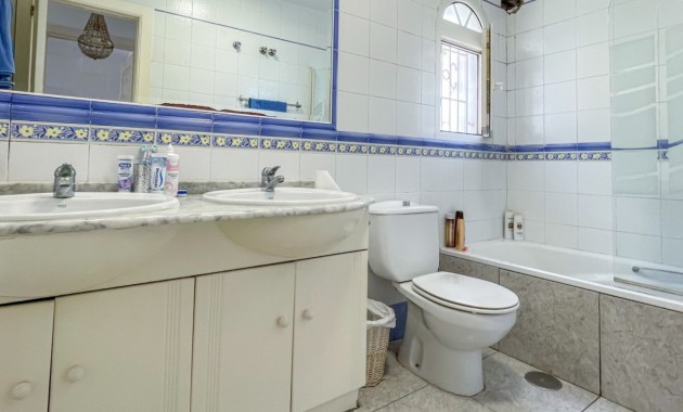 Sale - Townhouse -
Orihuela Costa - La Rioja