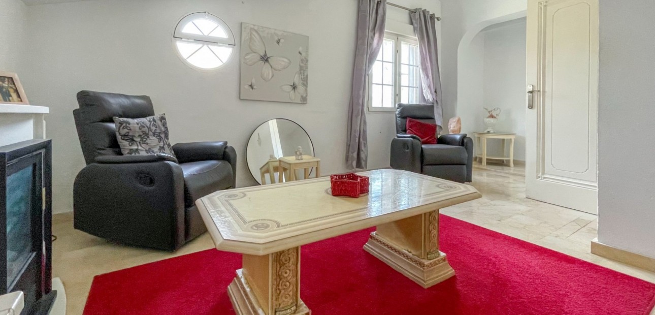 Sale - Townhouse -
Orihuela Costa - La Rioja