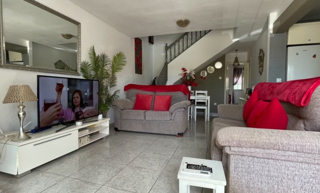 Sale - Townhouse -
Orihuela Costa - La Rioja