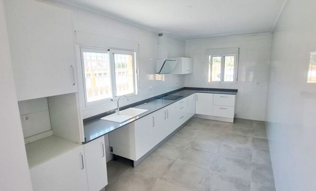 Venta - Country Property -
Catral - Catral - Country