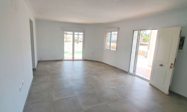 Venta - Country Property -
Catral - Catral - Country