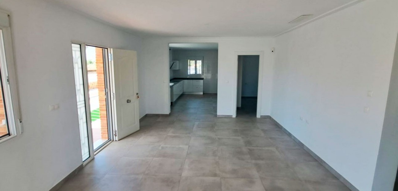 Venta - Country Property -
Catral - Catral - Country