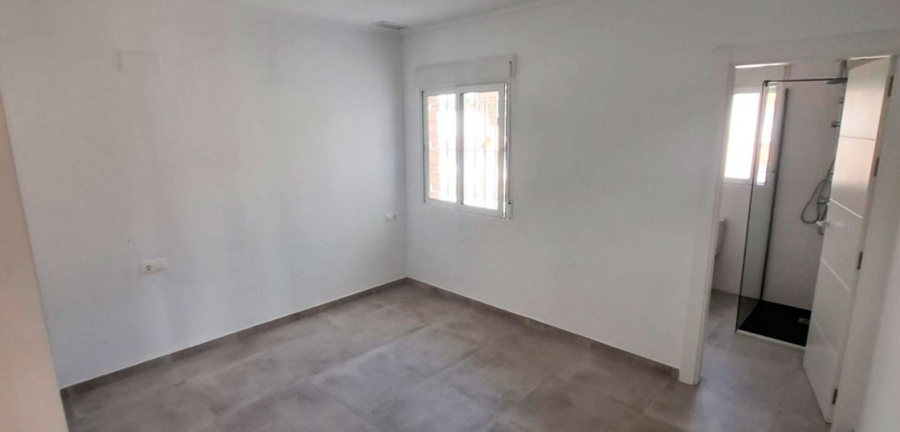 Venta - Country Property -
Catral - Catral - Country