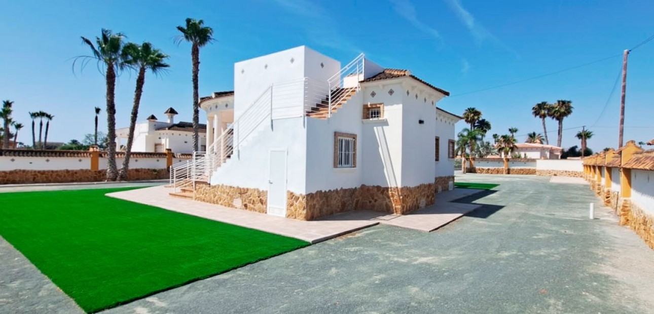 Venta - Country Property -
Catral - Catral - Country