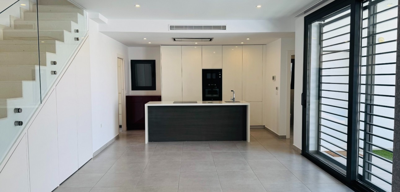 Venta - Villa -
San Pedro del Pinatar - Lo pagan