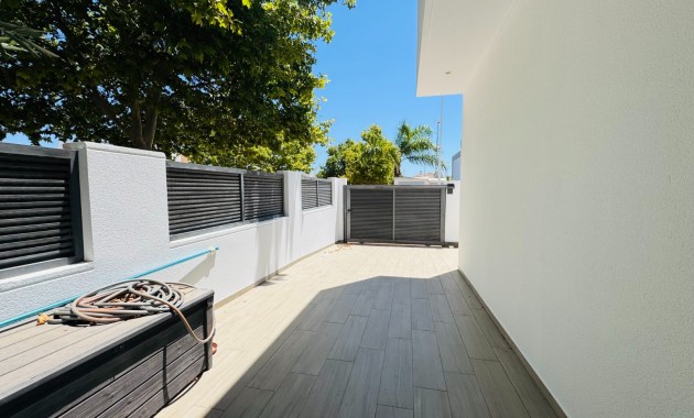 Venta - Villa -
San Pedro del Pinatar - Lo pagan