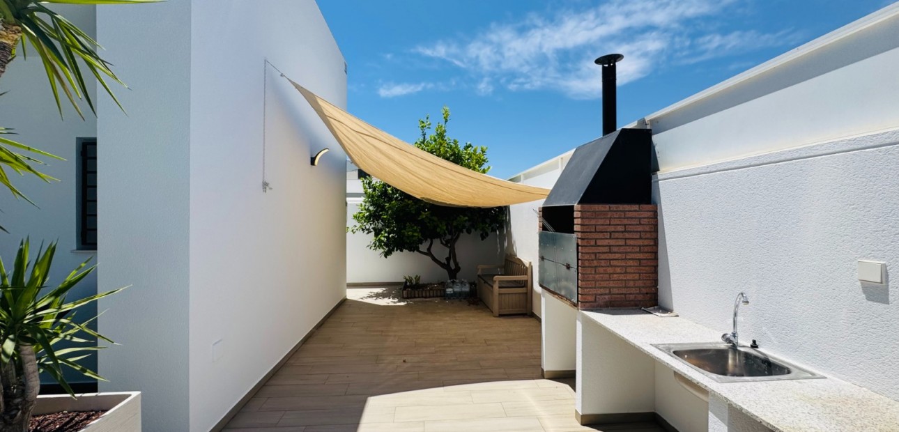 Venta - Villa -
San Pedro del Pinatar - Lo pagan